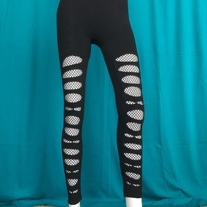 Fishnet leggings